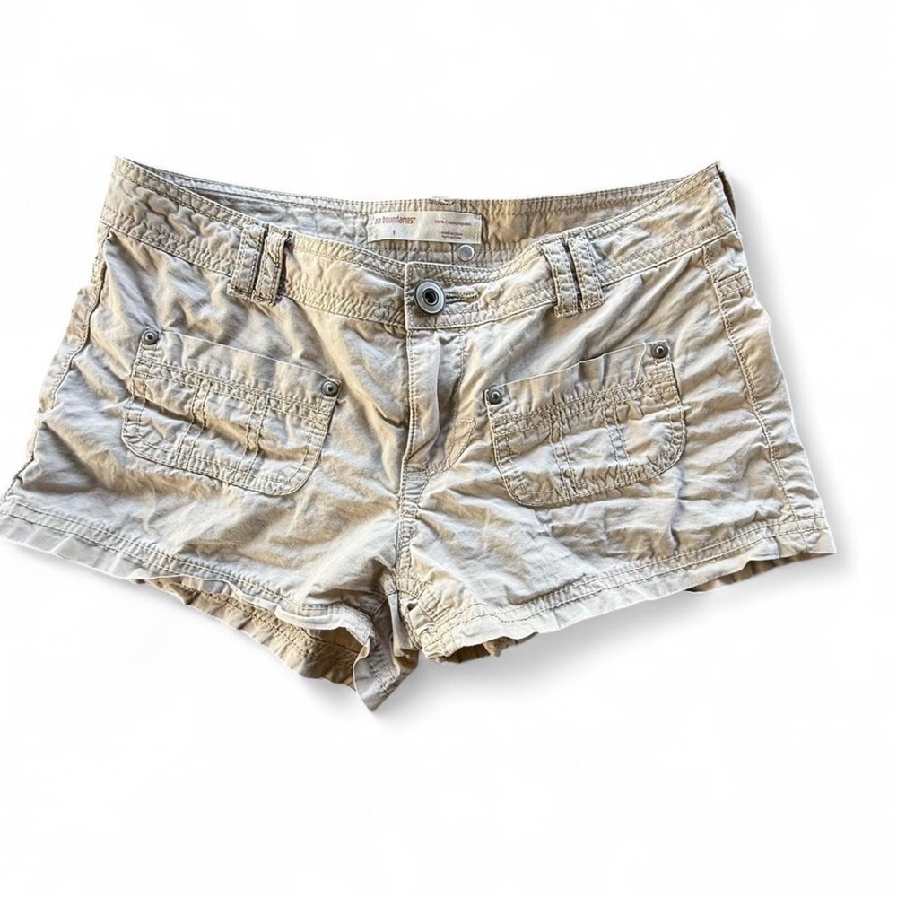 No Boundaries Tan Cargo Shorts